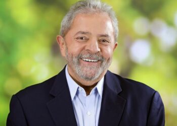 Sob sigilo, Lula gastou mais de R$ 55 milhões com cartão corporativo