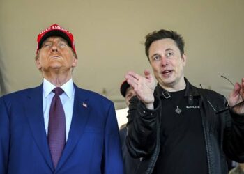 ‘Vamos ter que dar uma olhada nisso’, diz Trump sobre possibilidade de deportar Musk