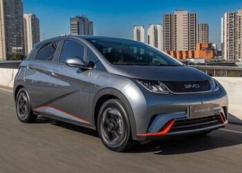 Argentina isenta tarifa de carros elétricos enquanto Brasil eleva impostos a partir desta terça, (1º)