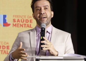 Conselho de Ética da Câmara aprova suspender mandato de André Janones por três meses