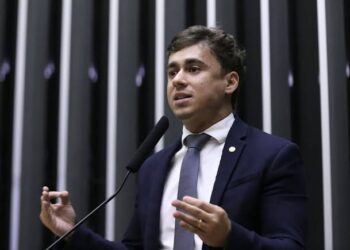 Nikolas critica veto a entrevistas de Bolsonaro: ‘Venezuela já está aqui’