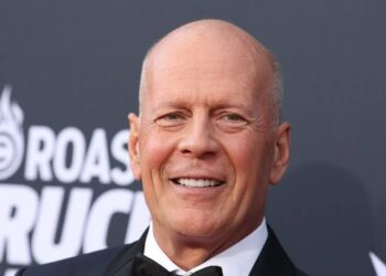 Ator Bruce Willis enfrenta avanço da doença e já não consegue mais falar e andar