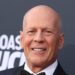 Ator Bruce Willis enfrenta avanço da doença e já não consegue mais falar e andar