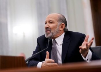 EUA podem voltar atrás e isentar café, cacau e alguns recursos naturais de tarifas, diz Secretário do Comércio americano