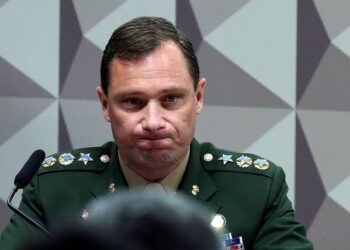 Defesa de Cid acusa PGR de “deslealdade” e pede perdão judicial ao militar