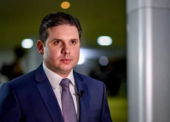 Hugo reforça discurso de soberania e condena sanção dos EUA a Moraes