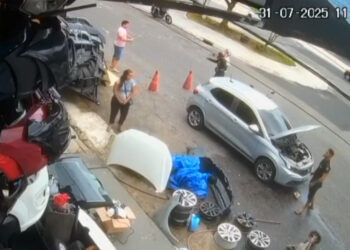 Dupla armada assalta clientes de oficina na avenida Pedro Miranda