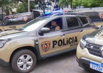 Jovem é suspeito de bater na mãe e ameaçá-la com arma por causa de ‘lentidão na internet’