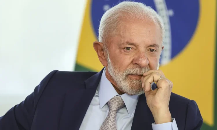 Tarifaço de Trump ajuda na popularidade de Lula, segundo pesquisa