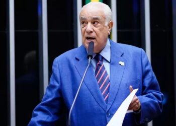 PL expulsa deputado que criticou Trump por aplicar sanção contra Moraes