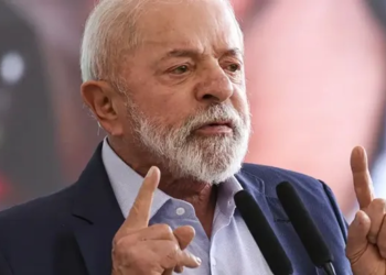 “A gente paga o preço por ser honesto”, diz Lula em recado ao Congresso