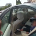 Polícia resgata crianças deixadas trancadas em carro sob calor de 47°C nos EUA