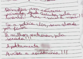 Mãe e filha mantidas em cárcere privado escreveram bilhetes pedindo socorro e vizinho encontrou na entrada de prédio