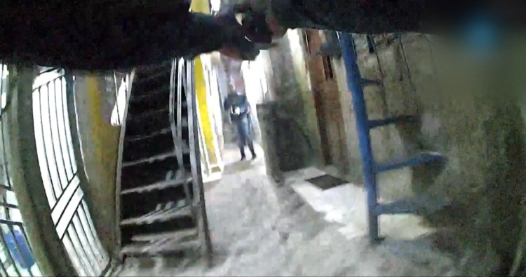 Câmera corporal registra momento em que sargento da Rota atira em Policial Civil durante operação