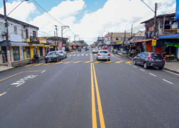 Acidente envolvendo UTI móvel interdita parte da Estrada da Providência