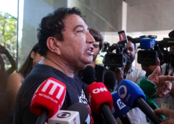 Senador do PL sugere atuação demoníaca em Moraes: “entidade numa mente de psicopata”