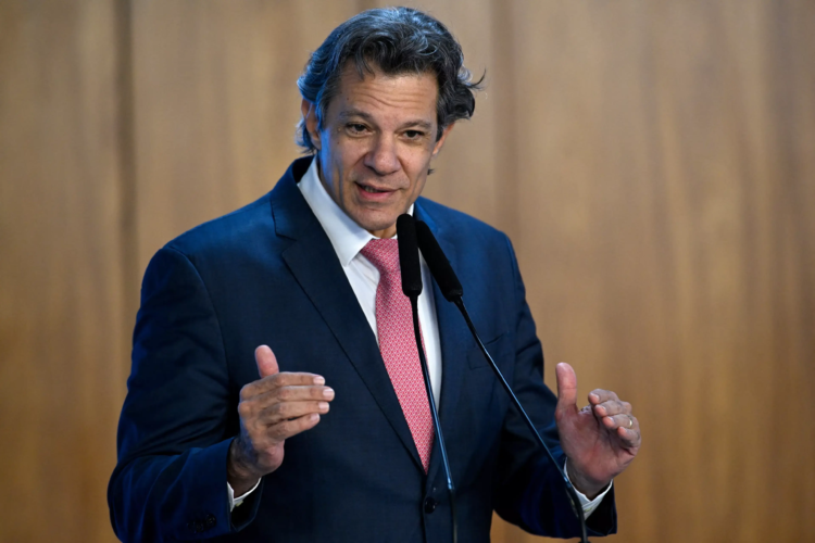 Haddad sai em defesa de Moraes e diz que a aplicação da Lei Magnitsky foi fruto de “desinformação”