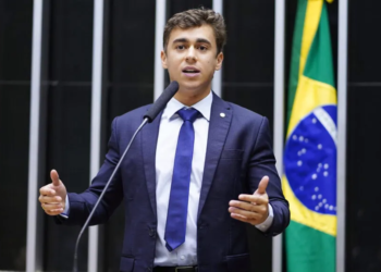 Nikolas Ferreira anuncia novo pedido de impeachment contra Moraes, após sanção dos EUA
