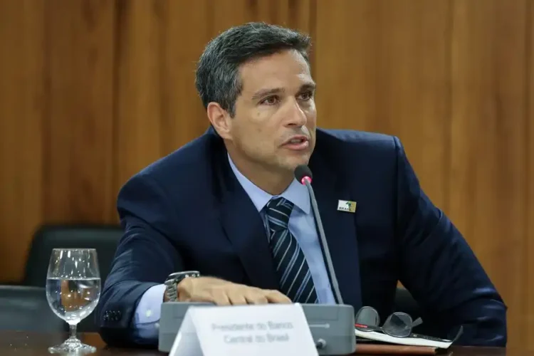 Pix não foi criado para que governo arrecadasse impostos, diz Campos Neto, ex-presidente do Banco Central