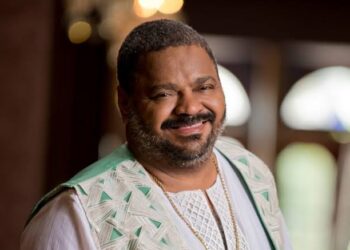 Morre o cantor Arlindo Cruz, ícone do samba, aos 66 anos