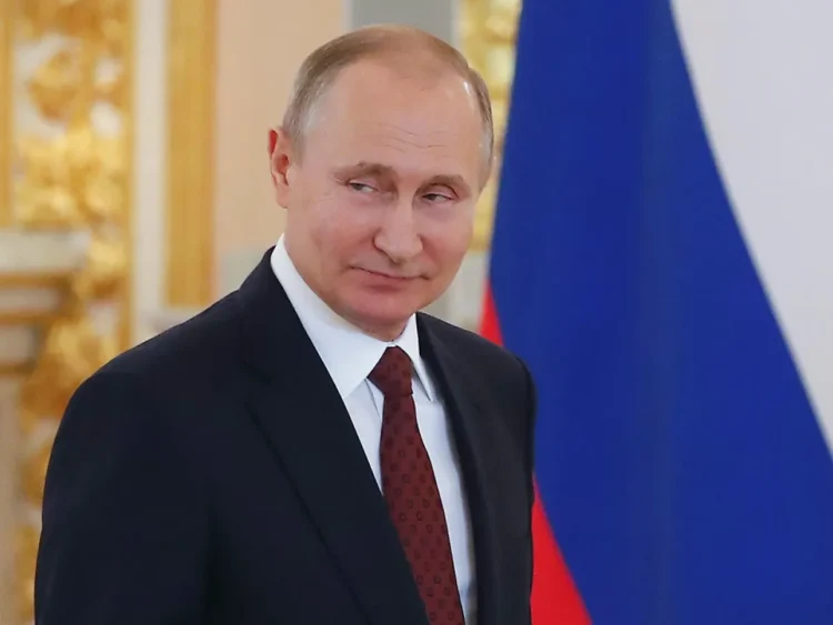 Rússia restringe chamadas de áudio e vídeo no WhatsApp e no Telegram