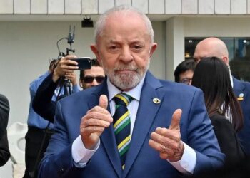 ‘Se os EUA não quiserem comprar, não vou ficar chorando, vou procurar outros países’, diz Lula