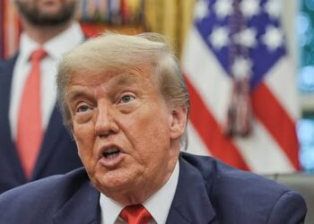 Trump diz Brasil é ‘péssimo parceiro comercial’ e chama processo contra Bolsonaro de ‘execução política’