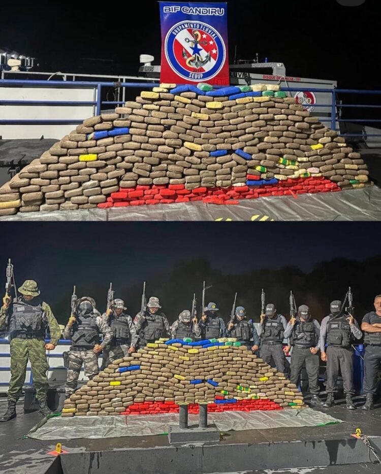 Mais de 360 kg de drogas são apreendidos em embarcação no município de Óbidos