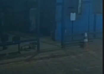 Suposto trabalhador “fantasma” intriga funcionários de uma transportadora, no Outeiro