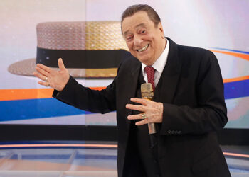 Raul Gil é internado em hospital da zona Sul de São Paulo após mal-estar