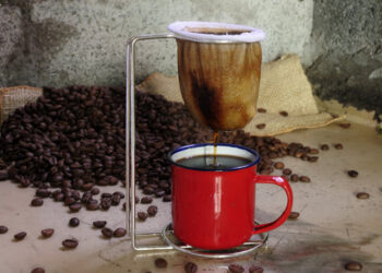 Preço do café para o consumidor brasileiro pode subir até 15% nos próximos dias