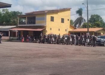 Viaturas policiais são enviadas em meio a protestos contra monopólio de transporte, no Marajó