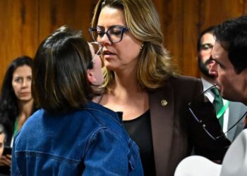 Deputada e senadora protagonizam bate-boca acalorado após aprovação dos pedidos de prisão preventiva