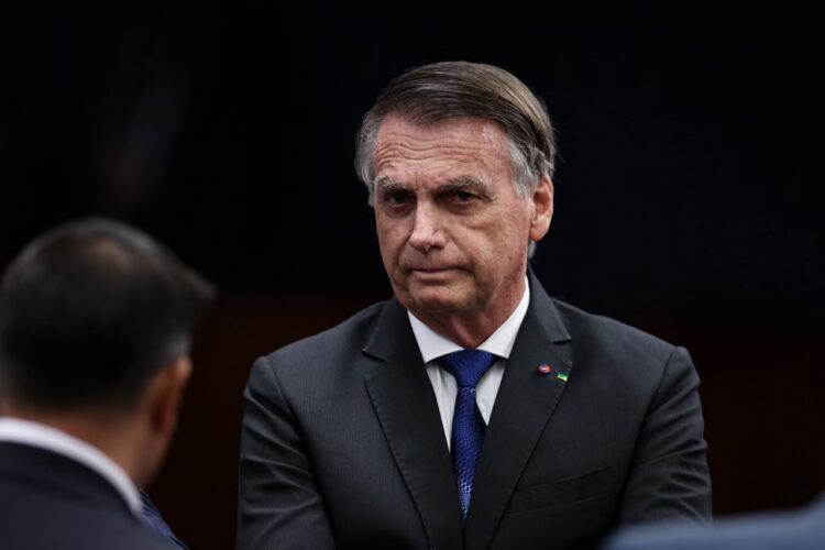 Bolsonaro decide não ir a julgamento no STF
