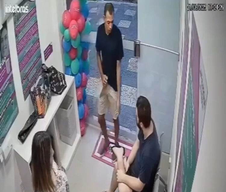 Criminoso armado com faca assalta casal dentro de lavanderia na Tijuca