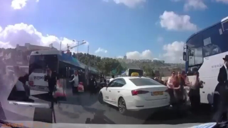 Ataque terrorista em Jerusalém deixa seis mortos e reacende tensão na região