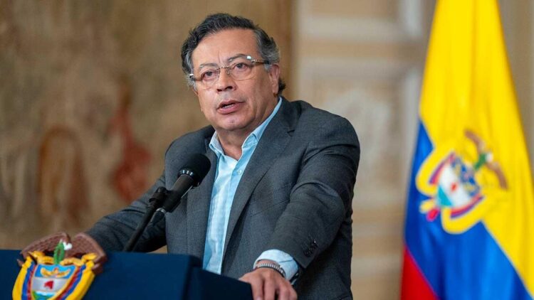 “Podem cair bombas em Manaus”: presidente da Colômbia alerta sobre ofensiva dos EUA