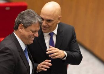 Moraes envia à PGR pedido do PT para investigar Tarcísio por obstrução
