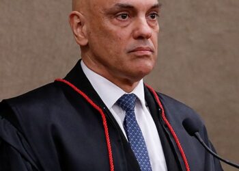 Moraes determina que GSI não faça segurança de Bolsonaro em deslocamentos