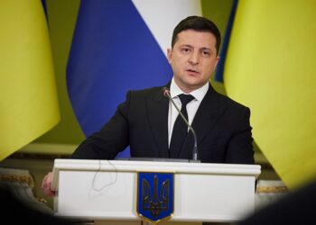 Zelensky considera deixar presidência se guerra com a Rússia acabar