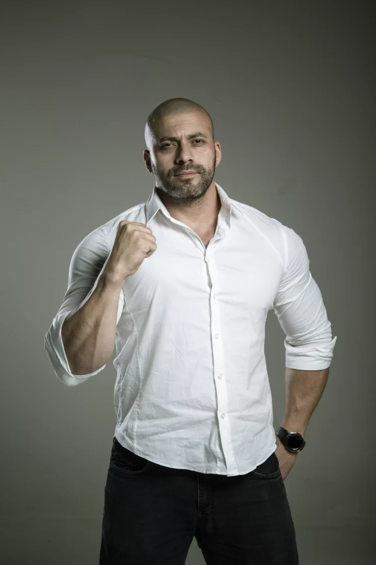 Moraes concede a Daniel Silveira progressão para regime aberto com o uso de tornozeleira