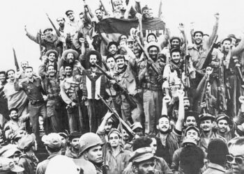 O Socialismo em Cuba: Promessas, Controle e a Realidade da Ilha