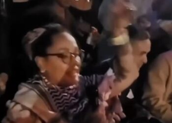 Roda de samba ligada ao MTST viraliza com músicas que pedem a prisão de Bolsonaro