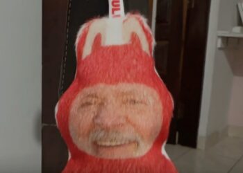 Chaveiro “lalulu” viraliza no TikTok e é vendido por R$ 25,00