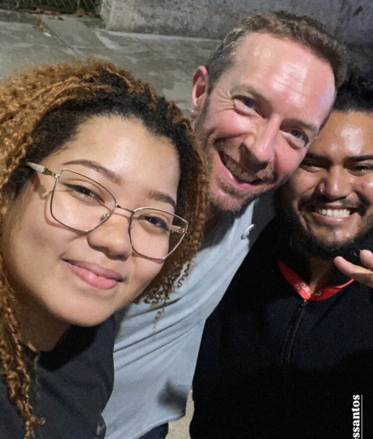 Chris Martin é visto no bairro do Jurunas, em Belém
