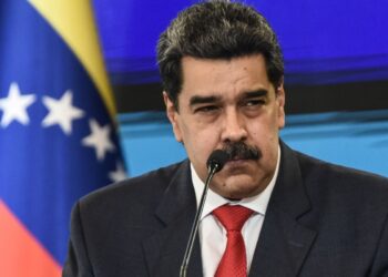 Líder venezuelano pode ser alvo fatal dos EUA, diz parlamentar