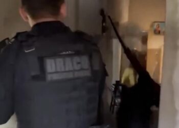 Suspeito do PCC morre em confronto com a Polícia Civil durante operação no Piauí