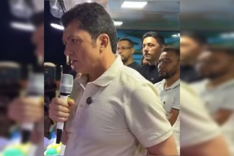 Prefeito do PT ataca religiões africanas: “Se passam por bons”