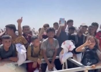 Palestinos comemoram acordo de paz e declaram: “Eu te amo, Trump”