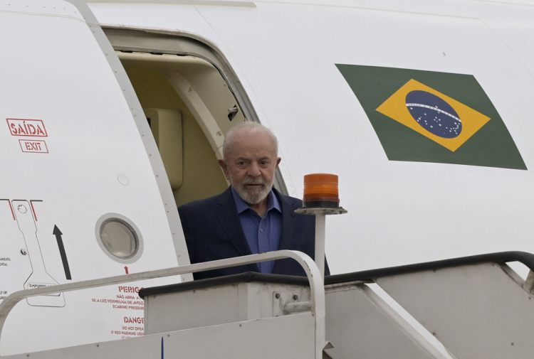 Gastos de viagens do governo Lula saltam de R$1 milhão para quase R$5 milhões por dia